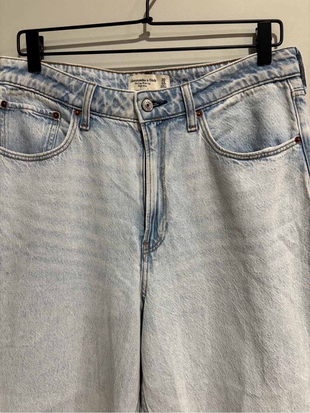 Abercrombie & Fitch Curve Love Crop Wide Leg High Rise Jeans Light Wash 30/10S - Picture 4 of 8